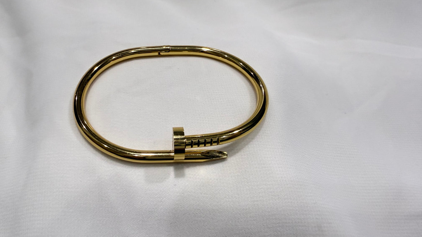 Arc Nail Bangle