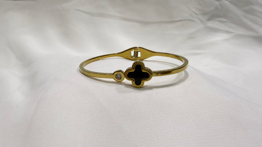 Minimal Black Clover Bangle